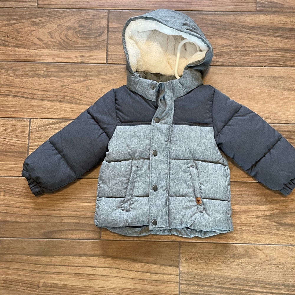 2T Gray and Black Puffer Jacket with Hood